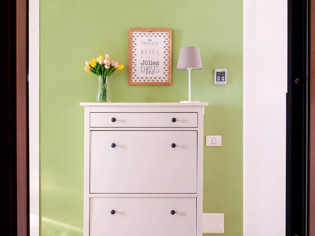 The Best Rent - Modern One Room Apartment Near Udine Milan
