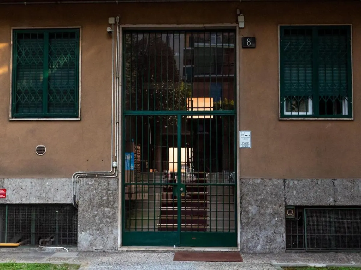 The Best Rent - Modern One Room Apartment Near Udine Milan Italy