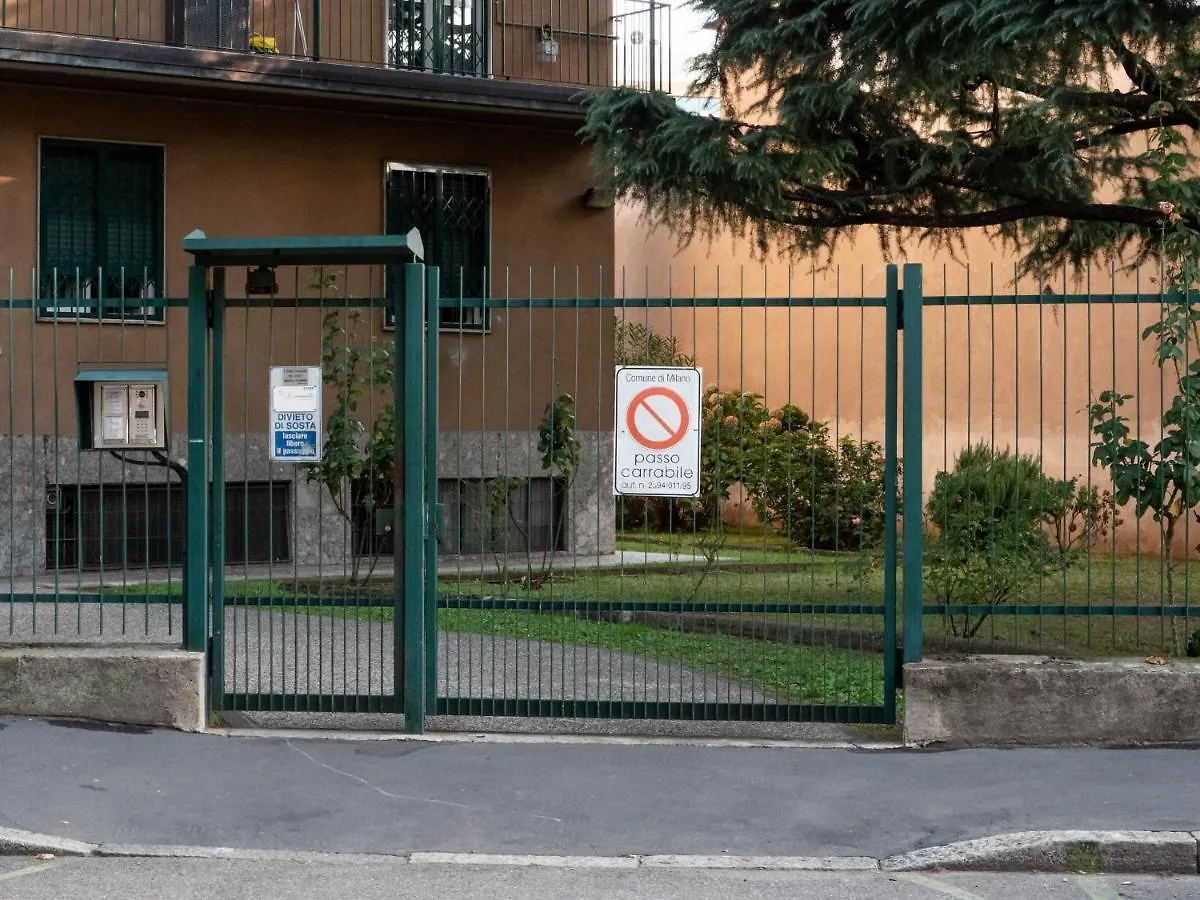 The Best Rent - Modern One Room Apartment Near Udine Milan