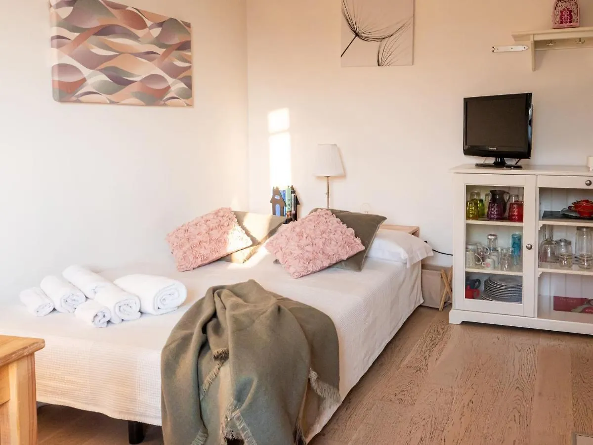 The Best Rent - Modern One Room Apartment Near Udine Milan