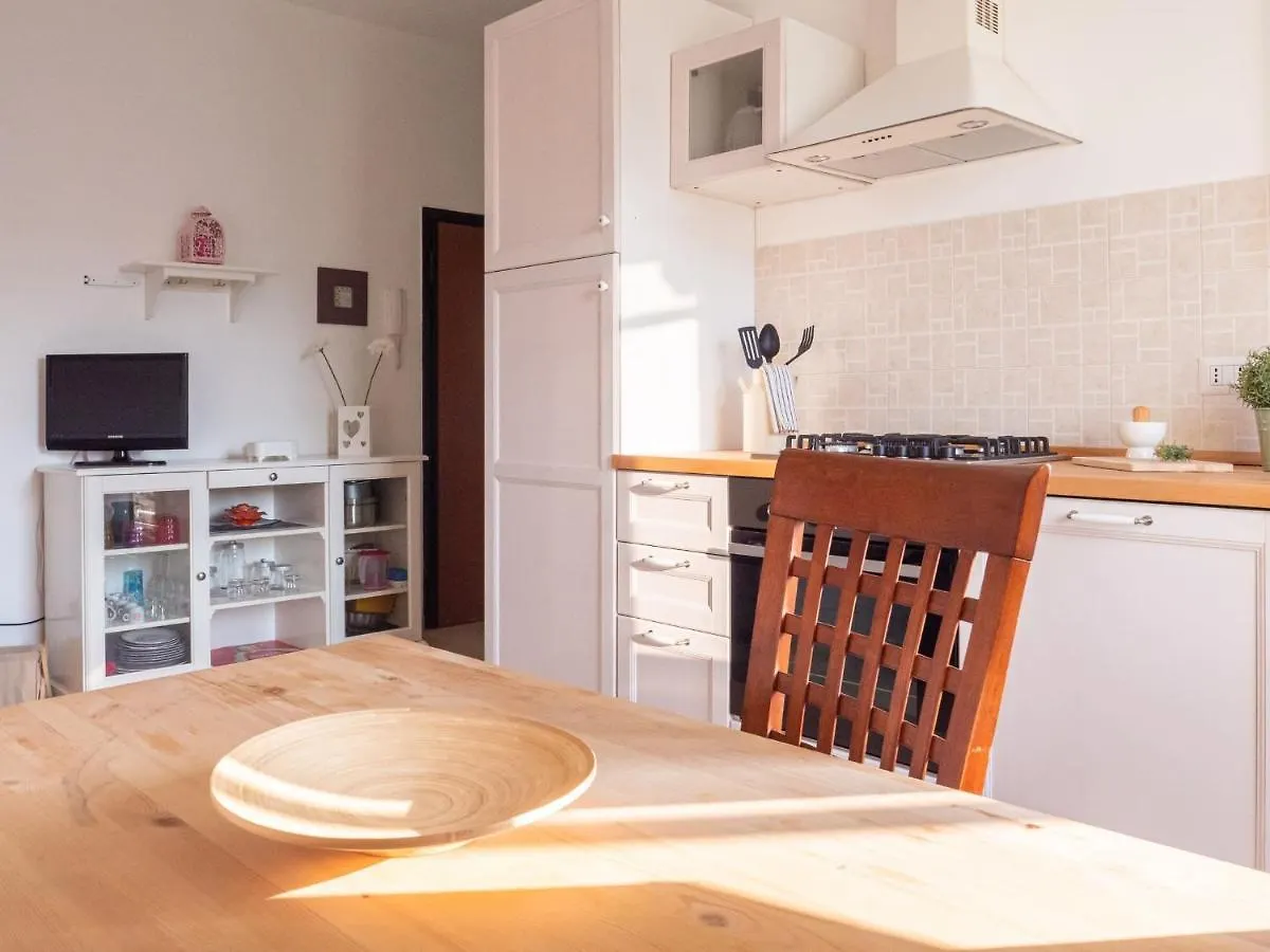 The Best Rent - Modern One Room Apartment Near Udine Milan