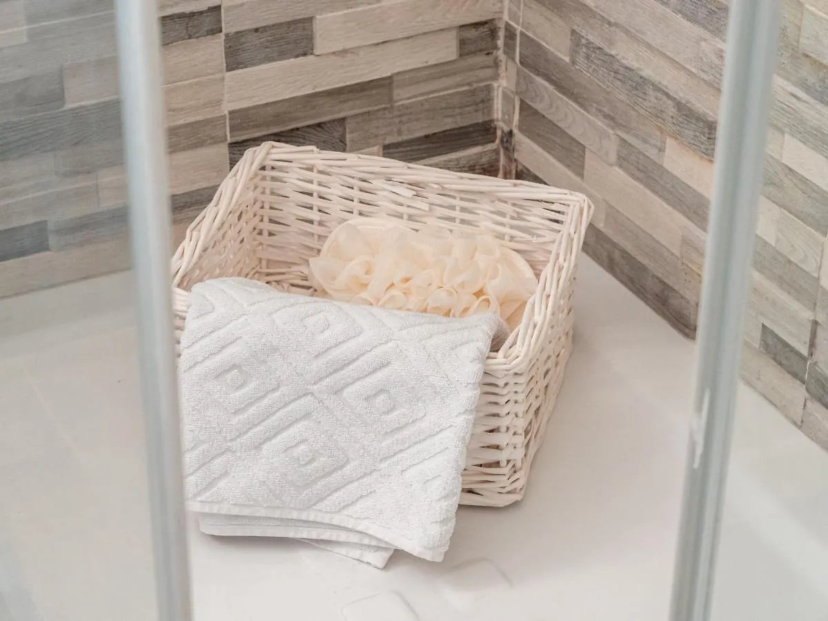 The Best Rent - Modern One Room Apartment Near Udine Milan