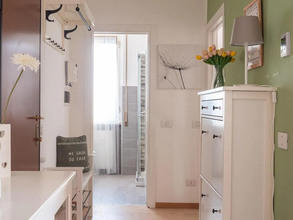 The Best Rent - Modern One Room Apartment Near Udine Milan Italy